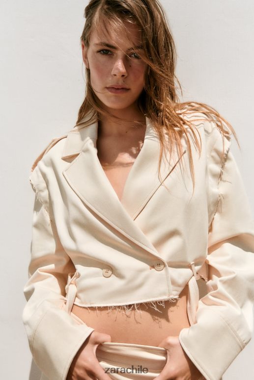 ropa cl Zara mujer chaqueta corta convertible beige claro JJ06N4111