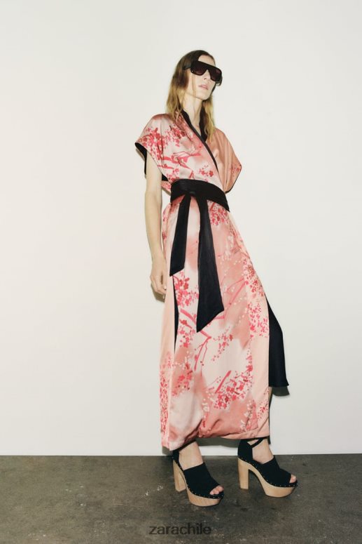 ropa cl Zara mujer kimono largo estampado rosa JJ06N4105